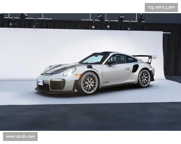 保时捷新911 GT2 RS谍照曝光 最高700马力 最强911? 保时捷新911 GT2 RS谍照曝光 最高700马力 最强911?